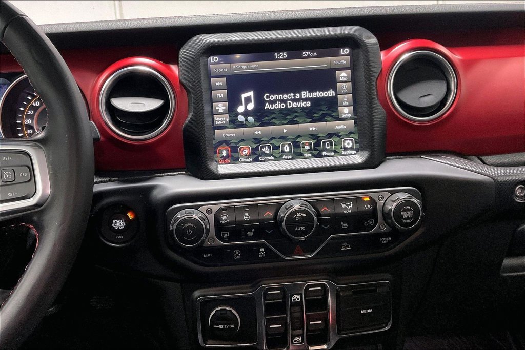 Used 2023 Jeep Wrangler Unlimited Rubicon w/ Cold Weather Group AWD/4WD image 7