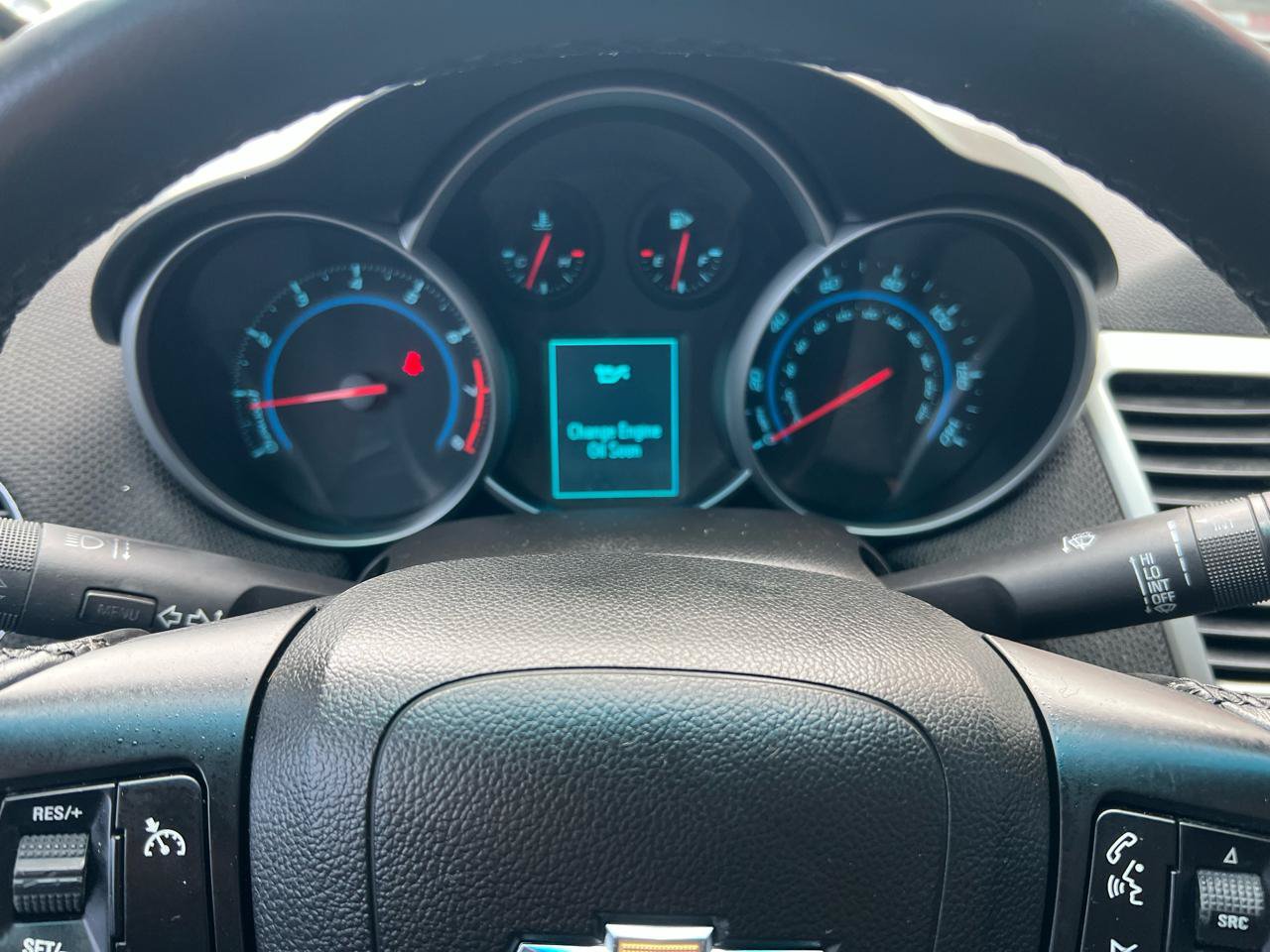 Used 2014 Chevrolet Cruze LT FWD image 18