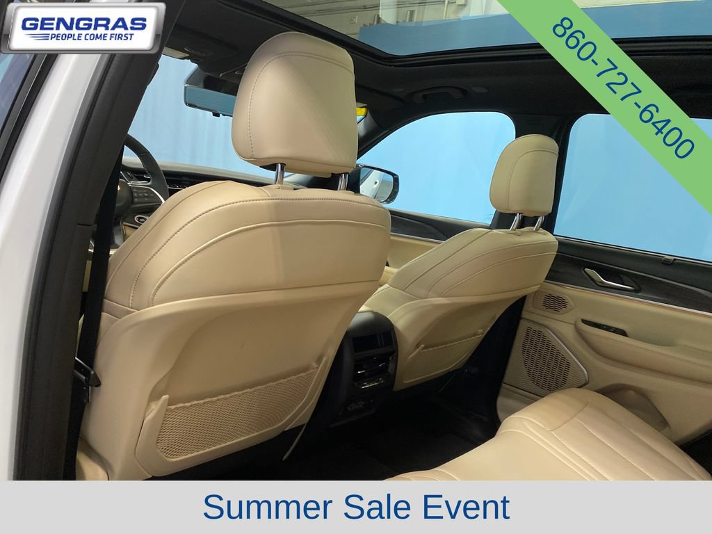 Used 2024 Jeep Grand Cherokee Limited w/ Luxury Tech Group II AWD/4WD image 29