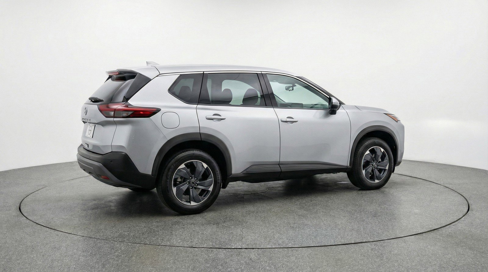 Used 2025 Nissan Rogue SV FWD image 9