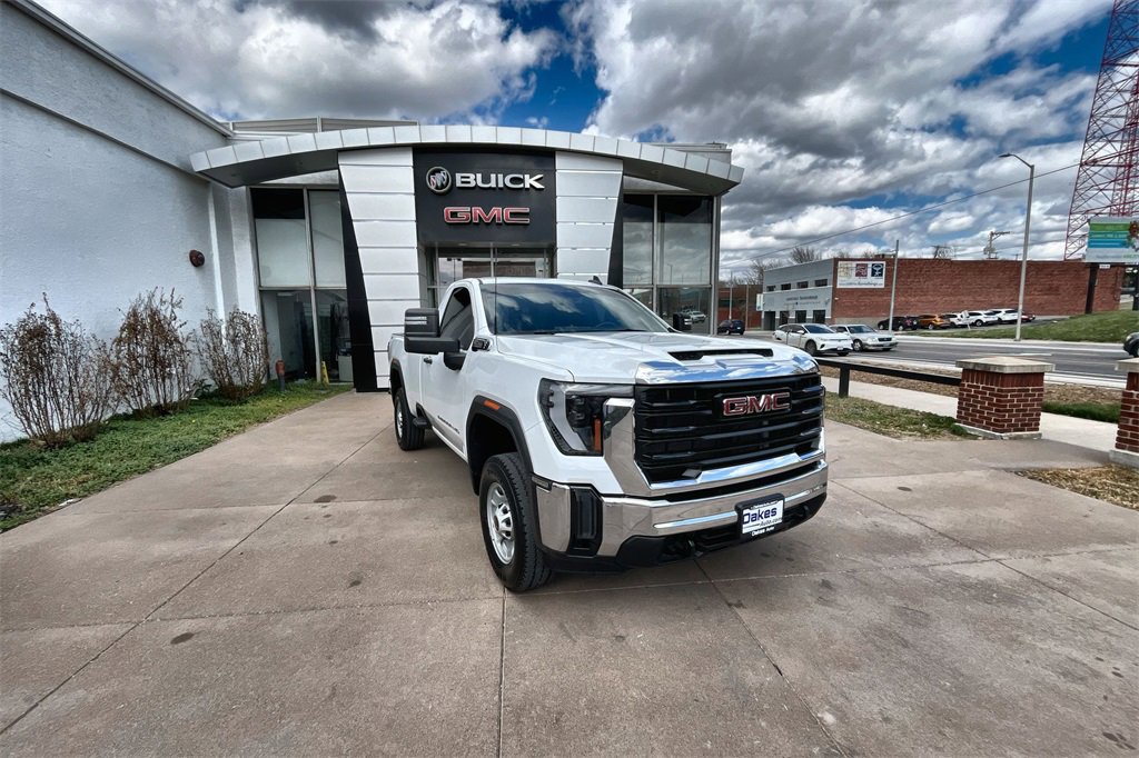 Used 2024 GMC Sierra 2500 Pro w/ Convenience Package image 1