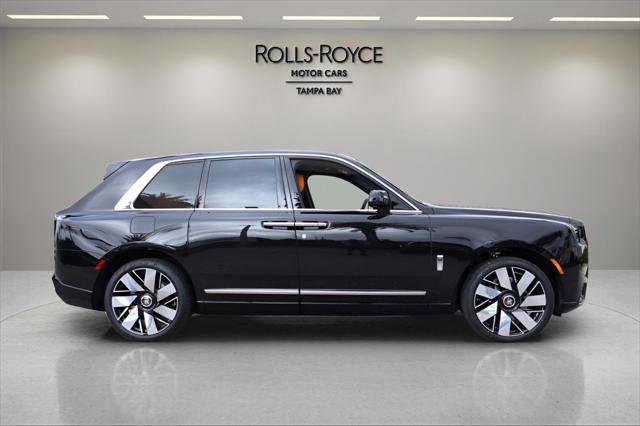Certified 2025 Rolls-Royce Cullinan image 7
