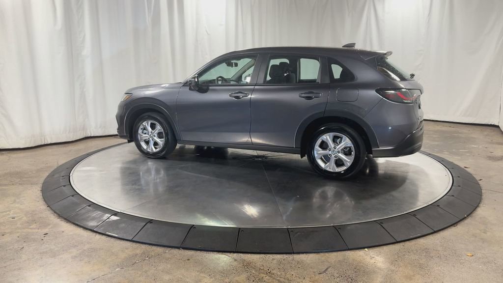 Used 2023 Honda HR-V LX image 7