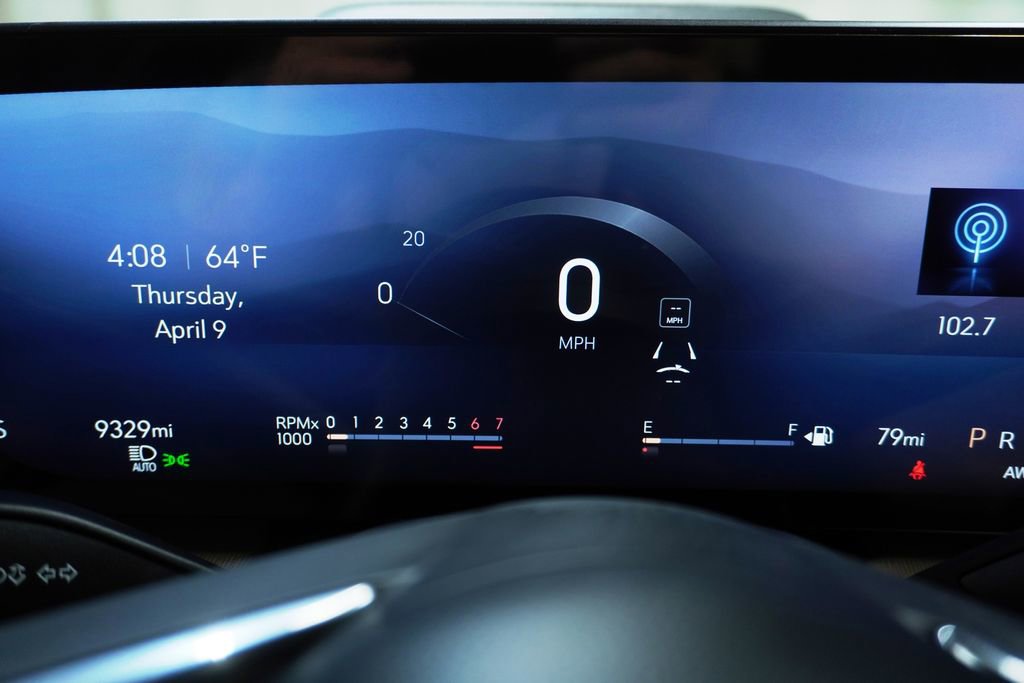 Used 2025 Buick Enclave Preferred image 28