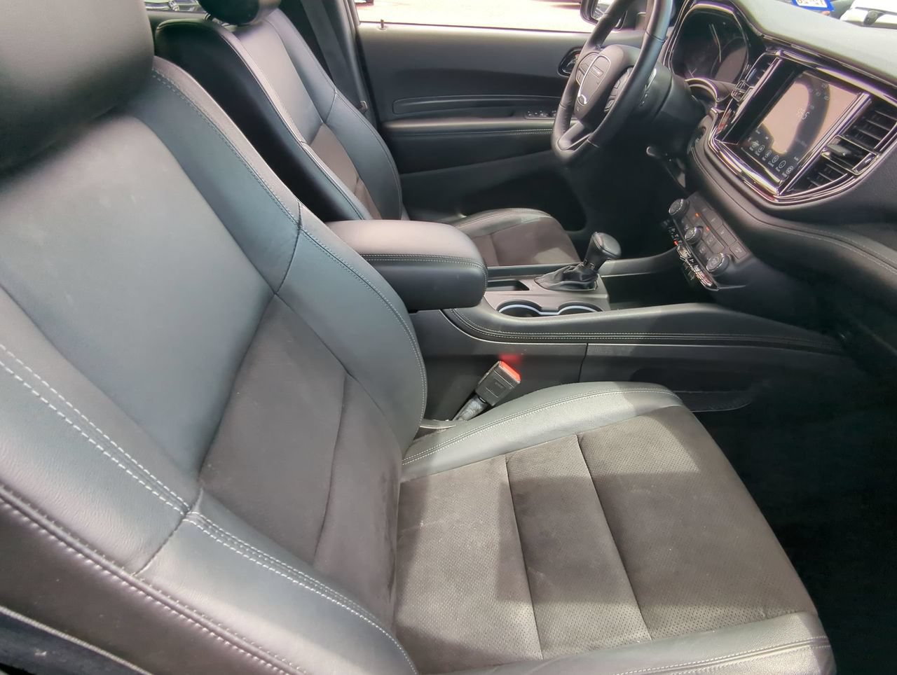 Used 2022 Dodge Durango GT RWD image 11