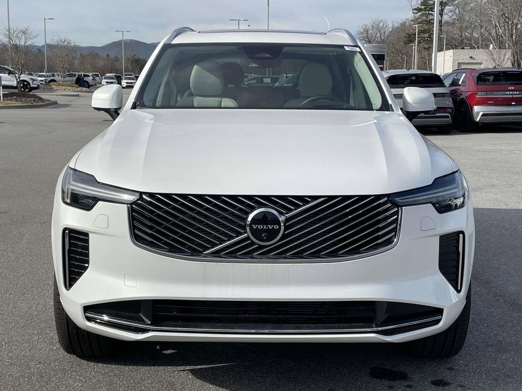 New 2026 Volvo XC90 B6 Ultra w/ Protection Package image 23