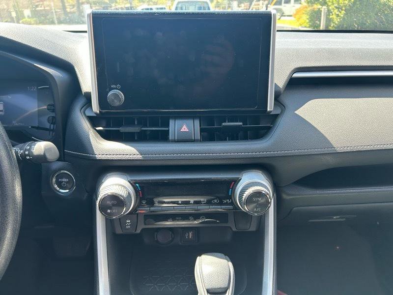 Used 2024 Toyota RAV4 XLE image 12