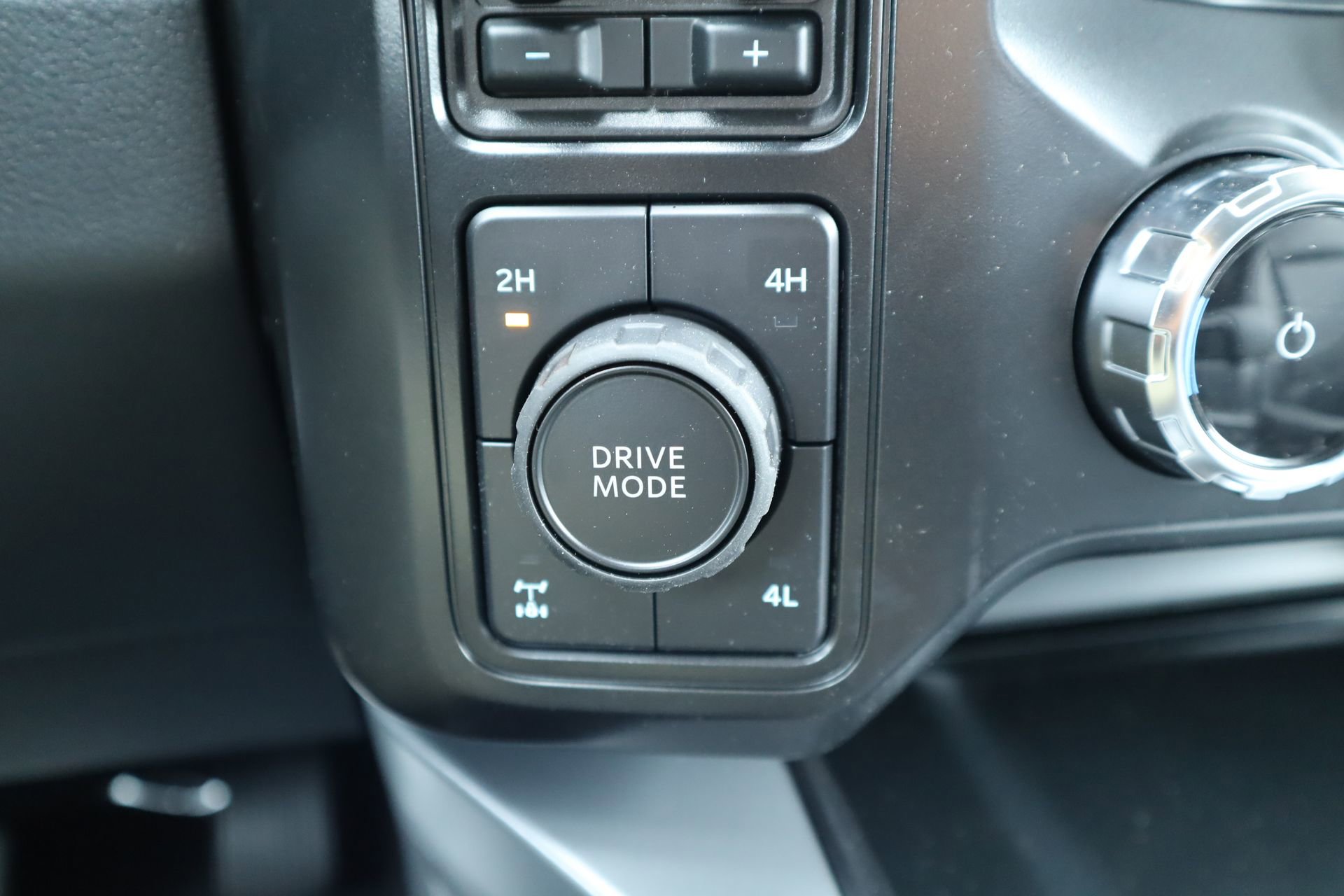 New 2026 Ford F250 Lariat AWD/4WD image 9