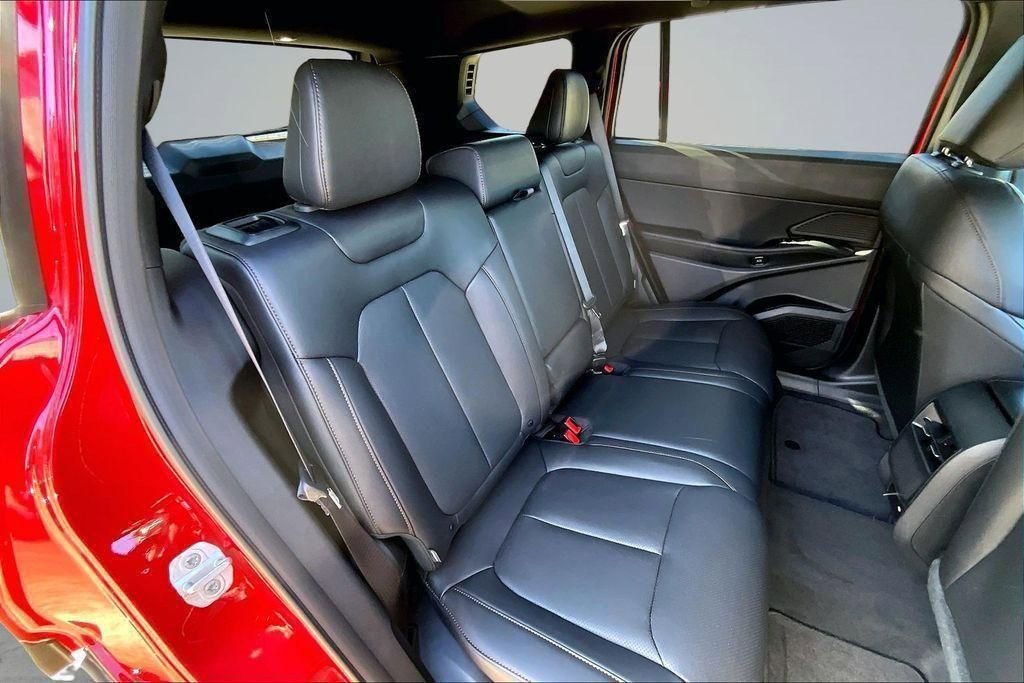 New 2026 Jeep Cherokee Limited AWD/4WD image 9