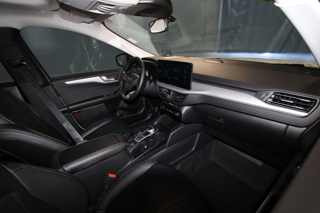 Used 2026 Ford Escape SE w/ PHEV Premium Package FWD image 23