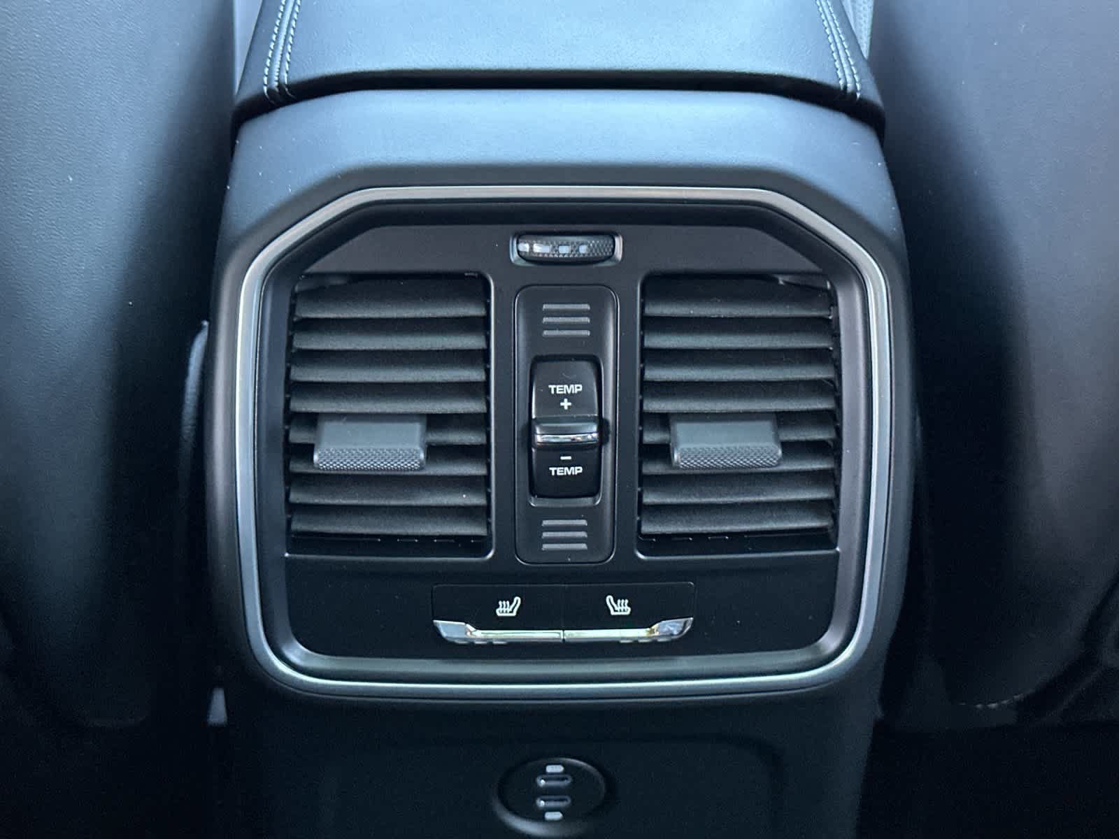 New 2026 Porsche Macan AWD/4WD image 14