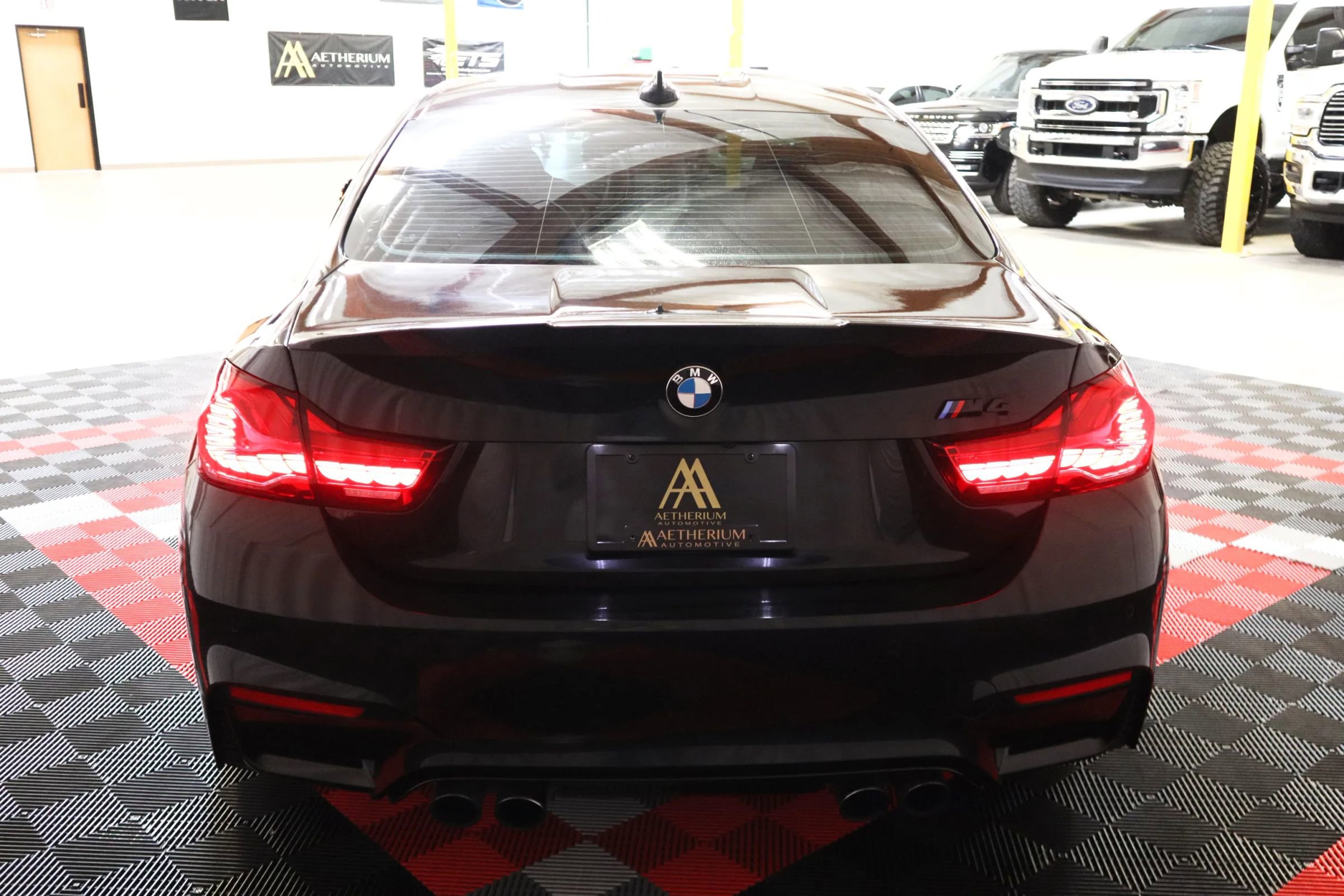 Used 2015 BMW M4 Coupe RWD image 11