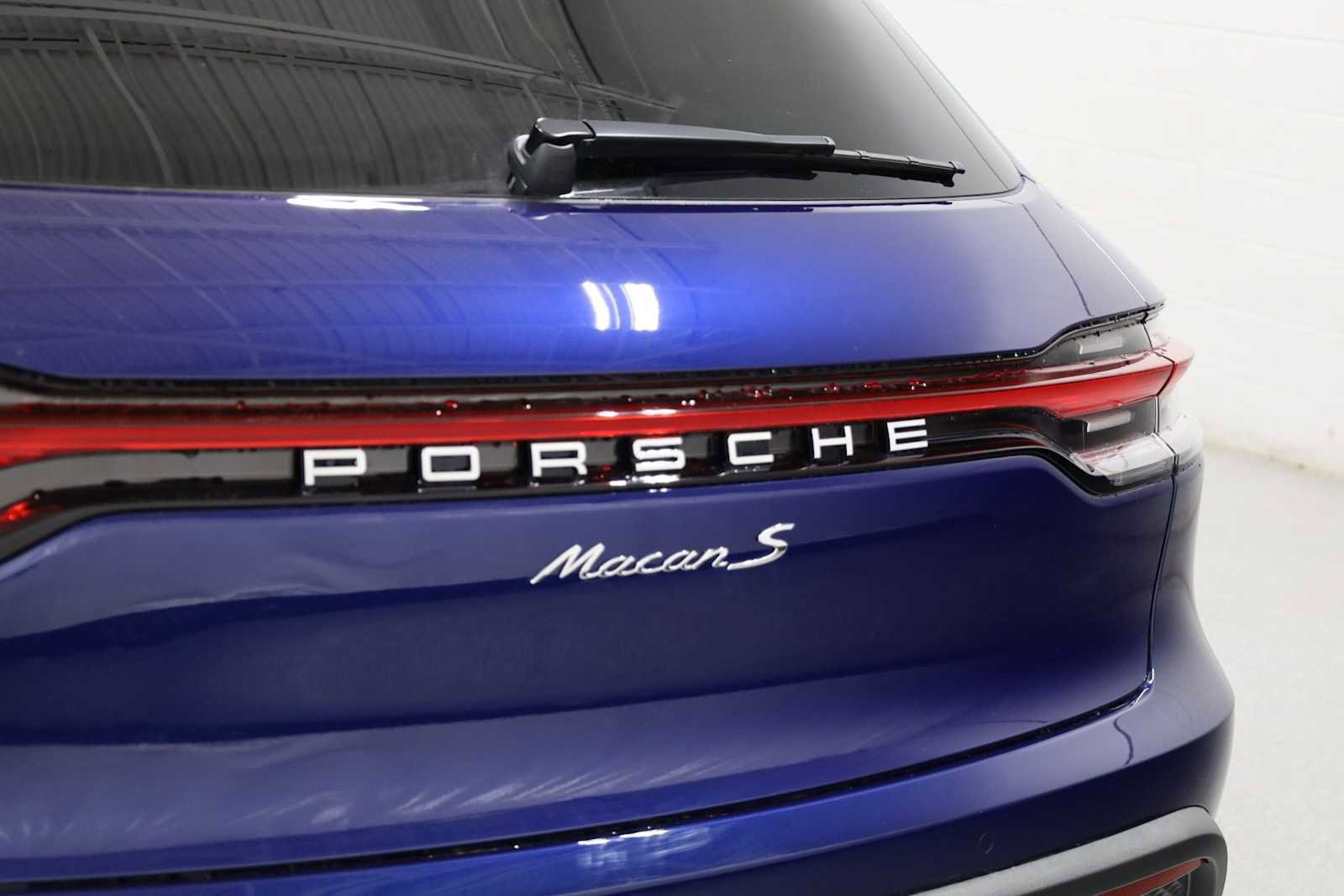 Certified 2026 Porsche Macan S image 8