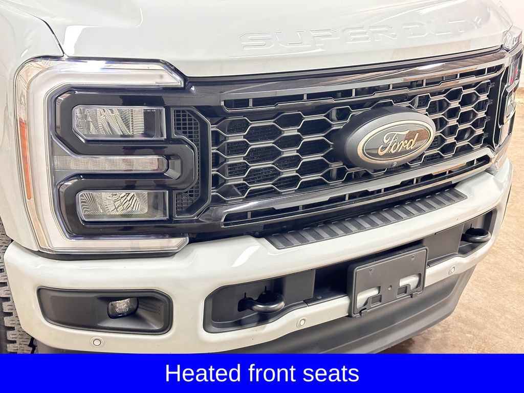 Certified 2025 Ford F250 Lariat w/ Lariat Ultimate Package AWD/4WD image 16