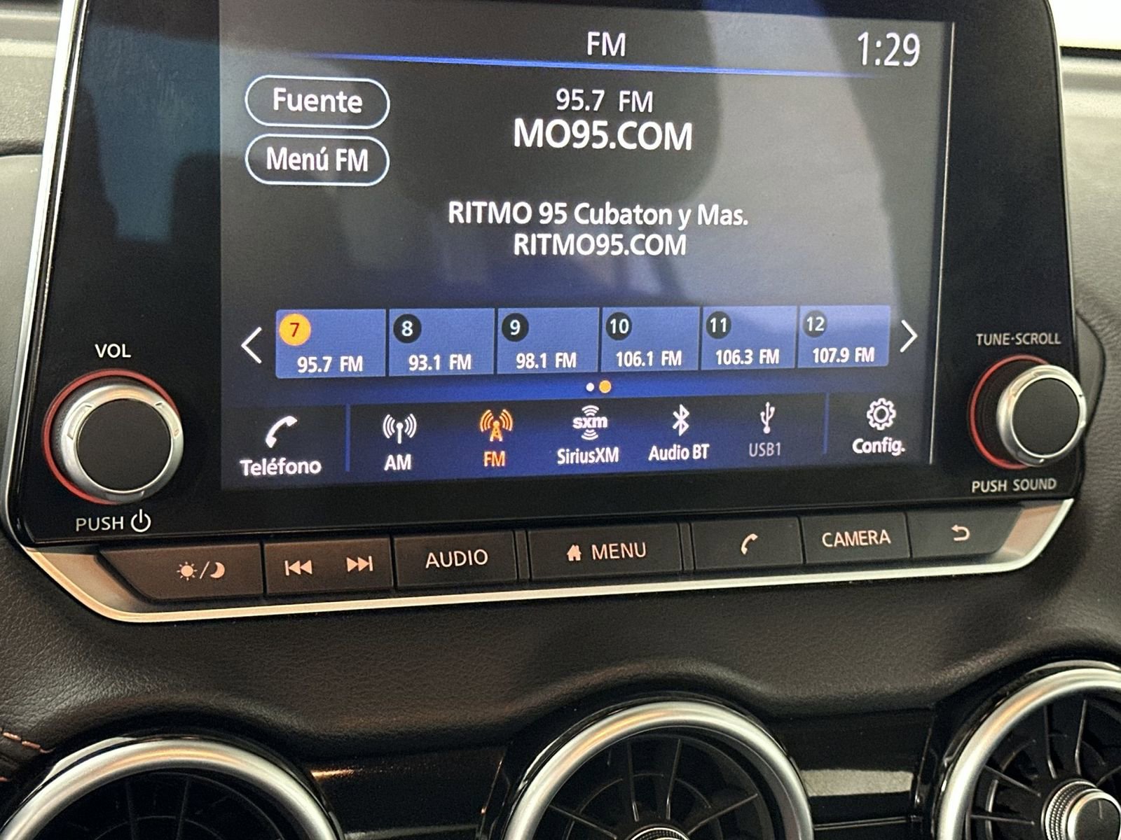 Used 2021 Nissan Sentra SR FWD image 18