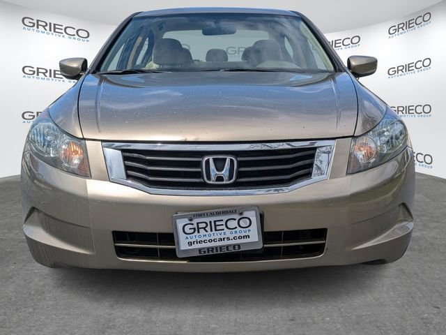 Used 2010 Honda Accord LX-P image 2