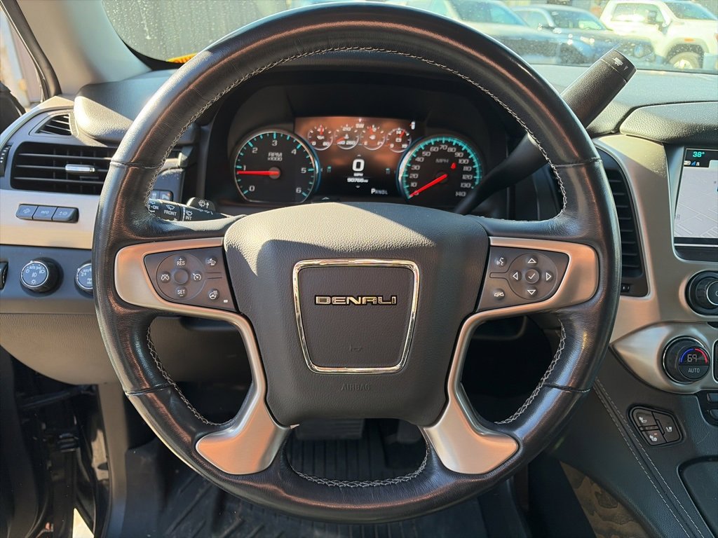 Used 2019 GMC Yukon Denali w/ Denali Ultimate Package image 13