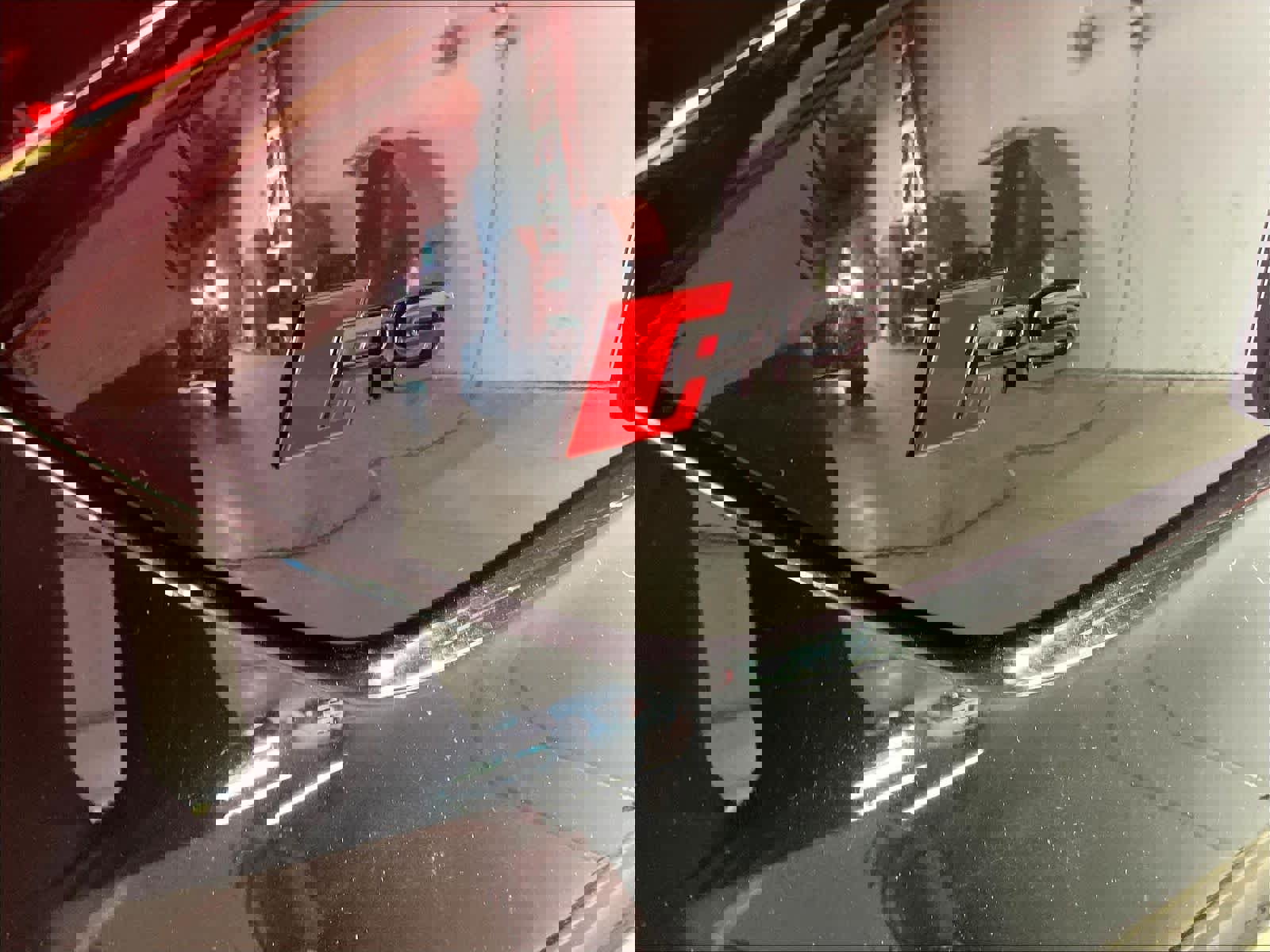 Used 2024 Audi RS e-tron GT w/ Ceramic Brake Package image 10