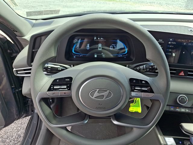 New 2026 Hyundai Elantra SE FWD image 14