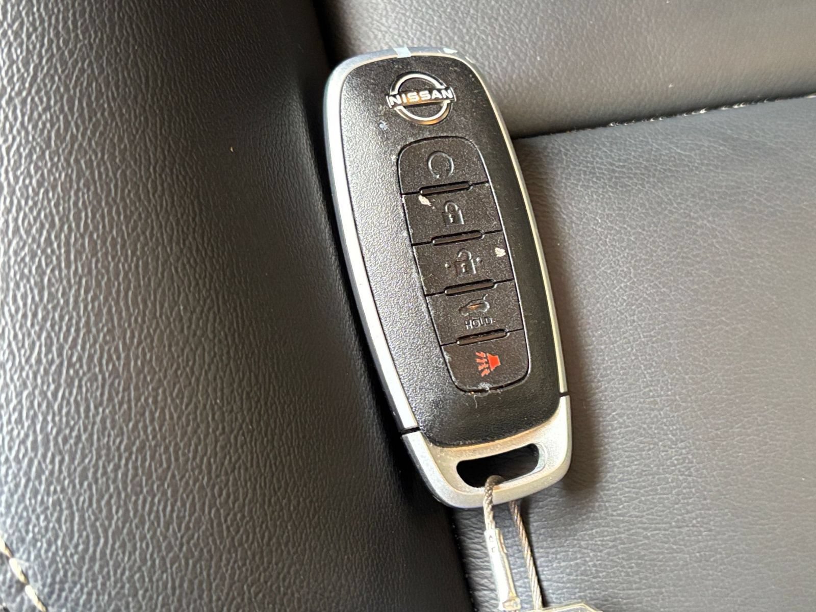 Used 2026 Nissan Rogue SL FWD image 28