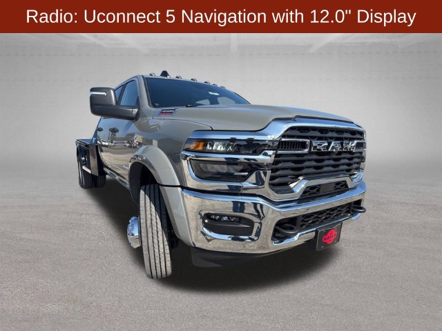 New 2026 RAM 4500 4x4 Crew Cab DRW image 9