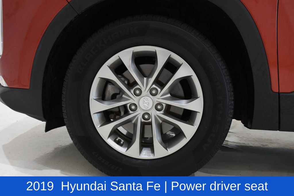 Used 2019 Hyundai Santa Fe SEL FWD image 6