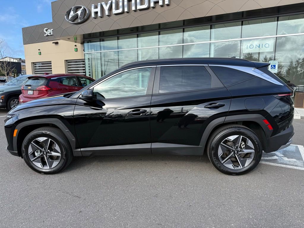 Used 2025 Hyundai Tucson SEL image 2