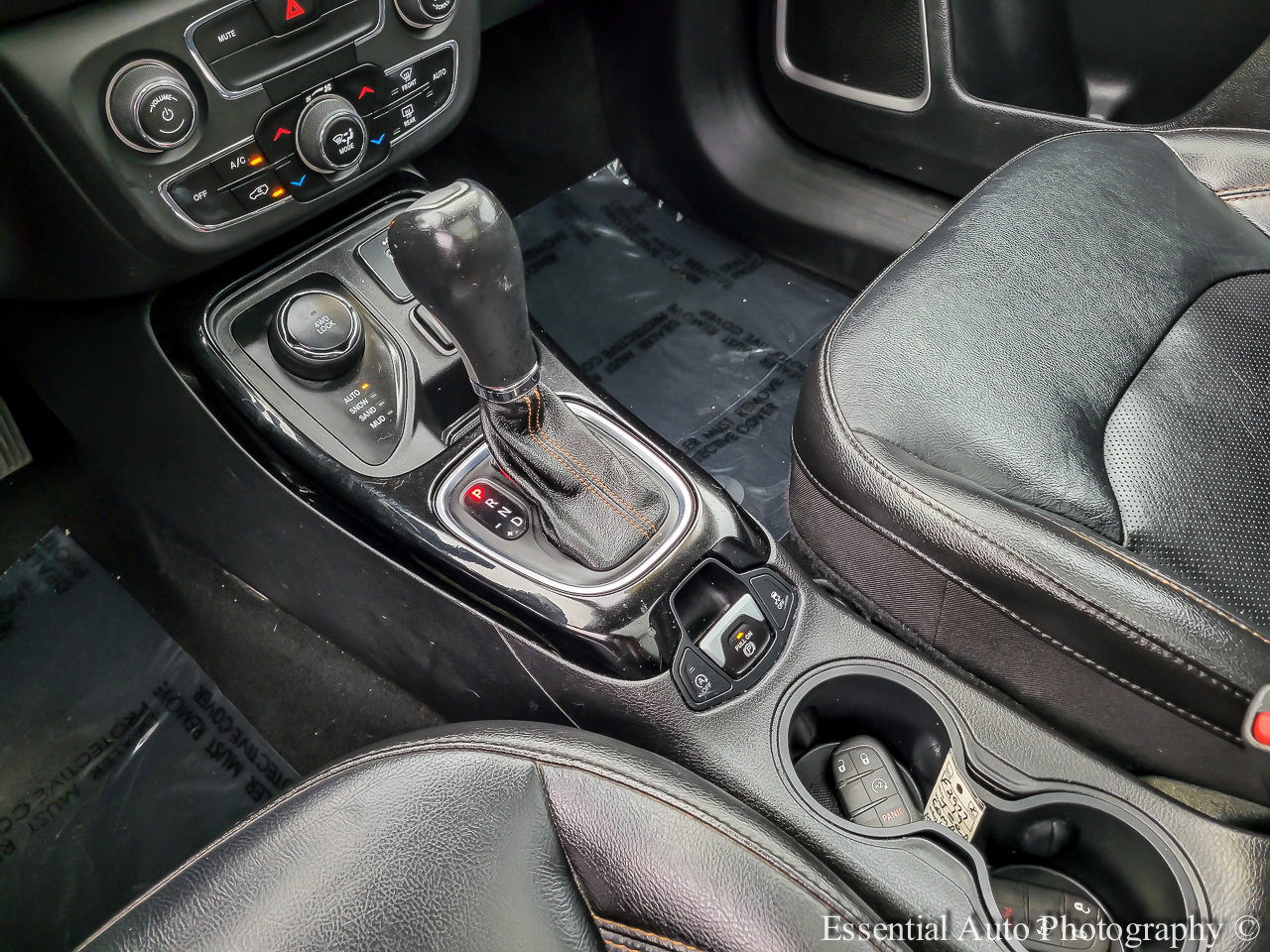 Used 2019 Jeep Compass Limited image 22