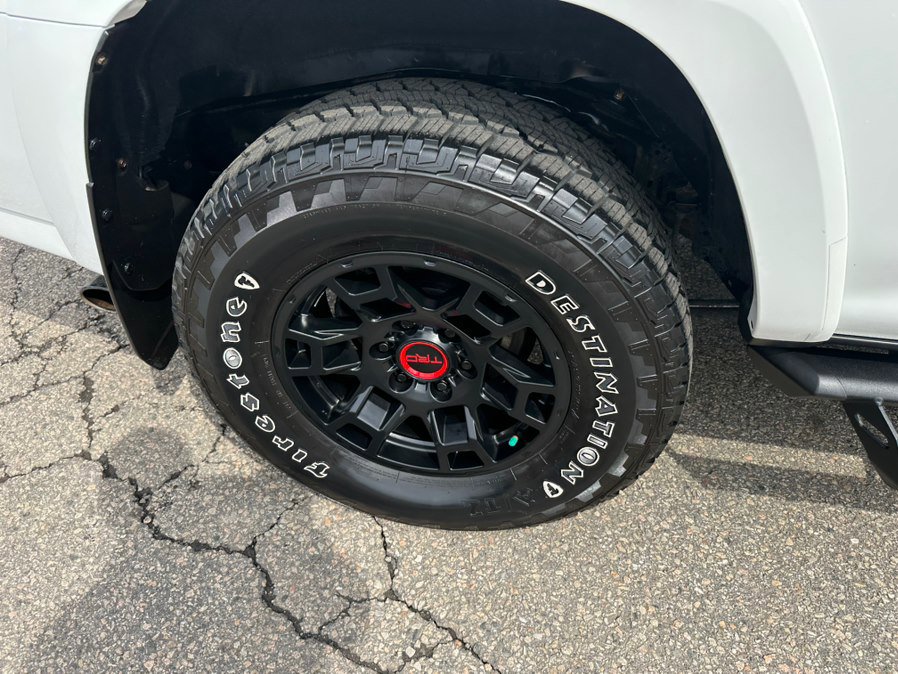 Used 2022 Toyota 4Runner SR5 Premium w/ TRD Black Wheel Package (TMS) AWD/4WD image 40