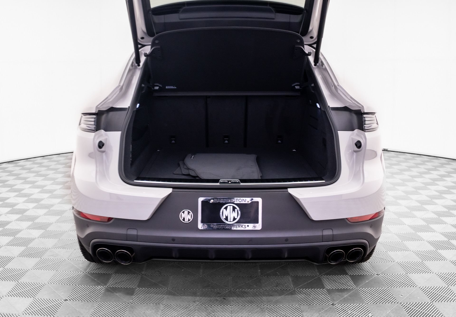 New 2026 Porsche Cayenne Coupe AWD/4WD image 34