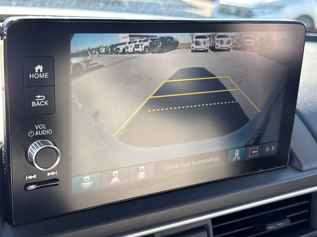 Used 2024 Honda Pilot Touring image 26