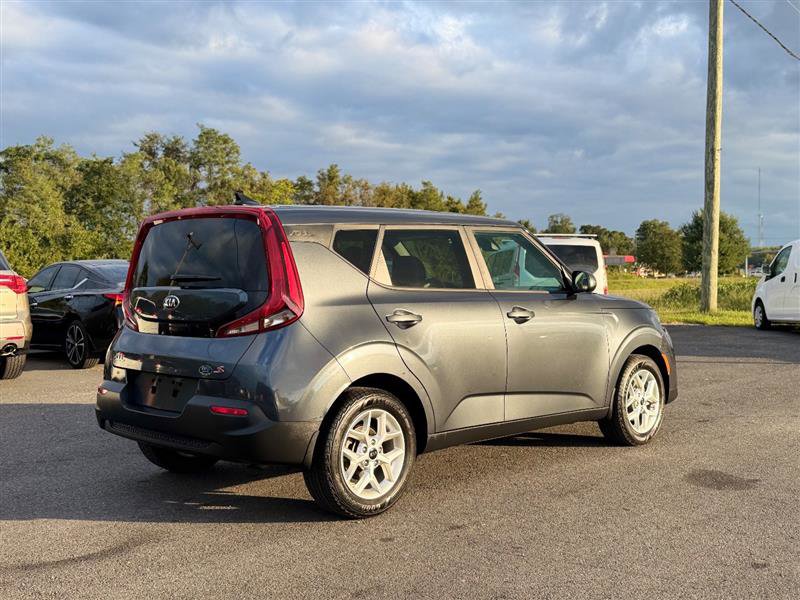 Used 2020 Kia Soul S image 4