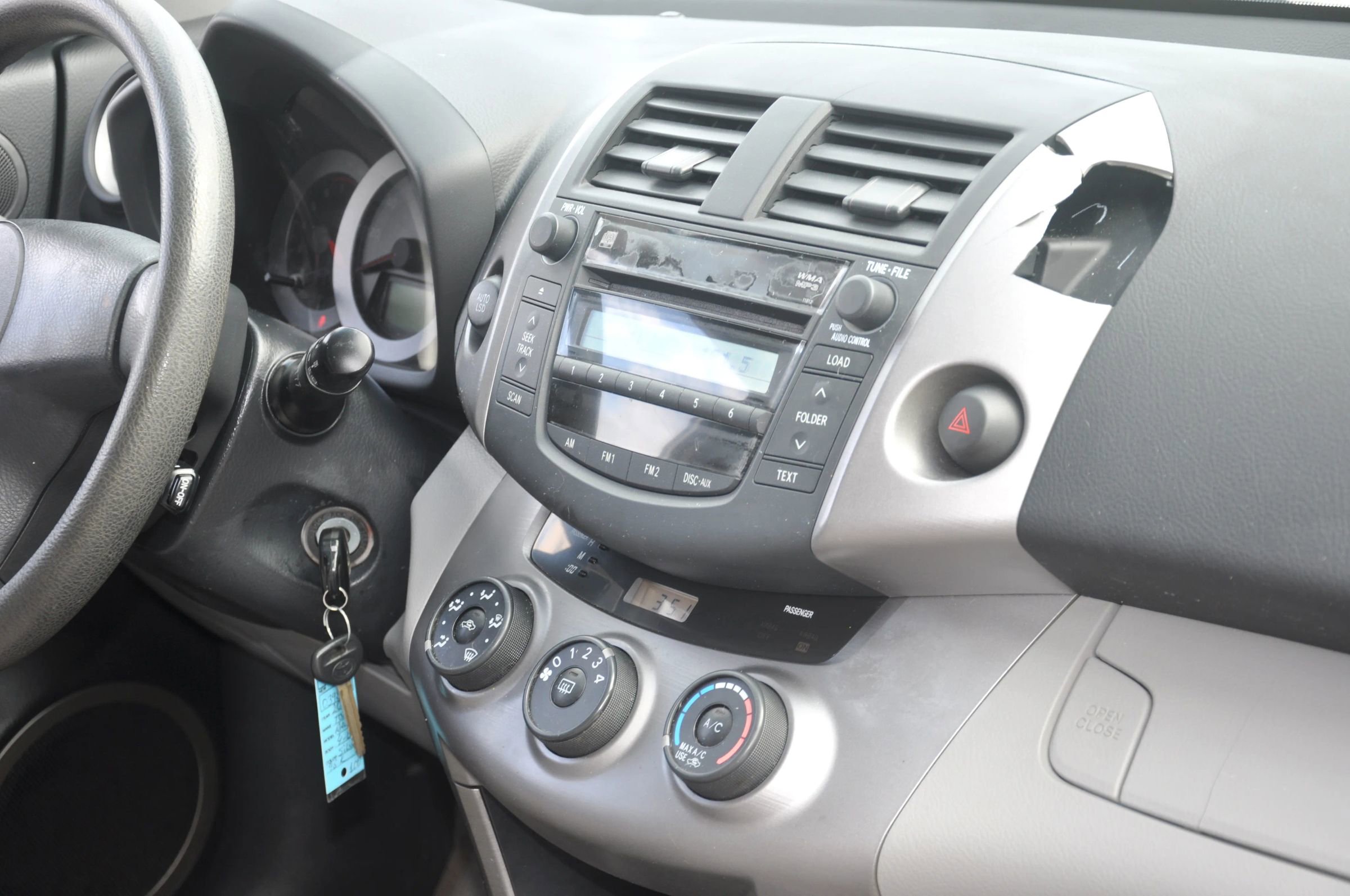 Used 2007 Toyota RAV4 2WD image 17