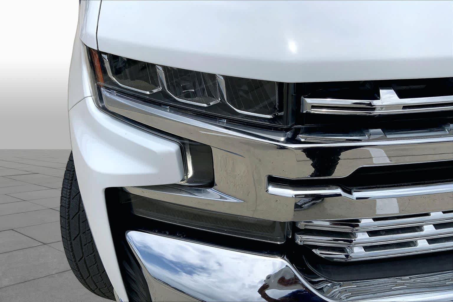 Used 2020 Chevrolet Silverado 1500 LT w/ Texas Edition RWD image 26