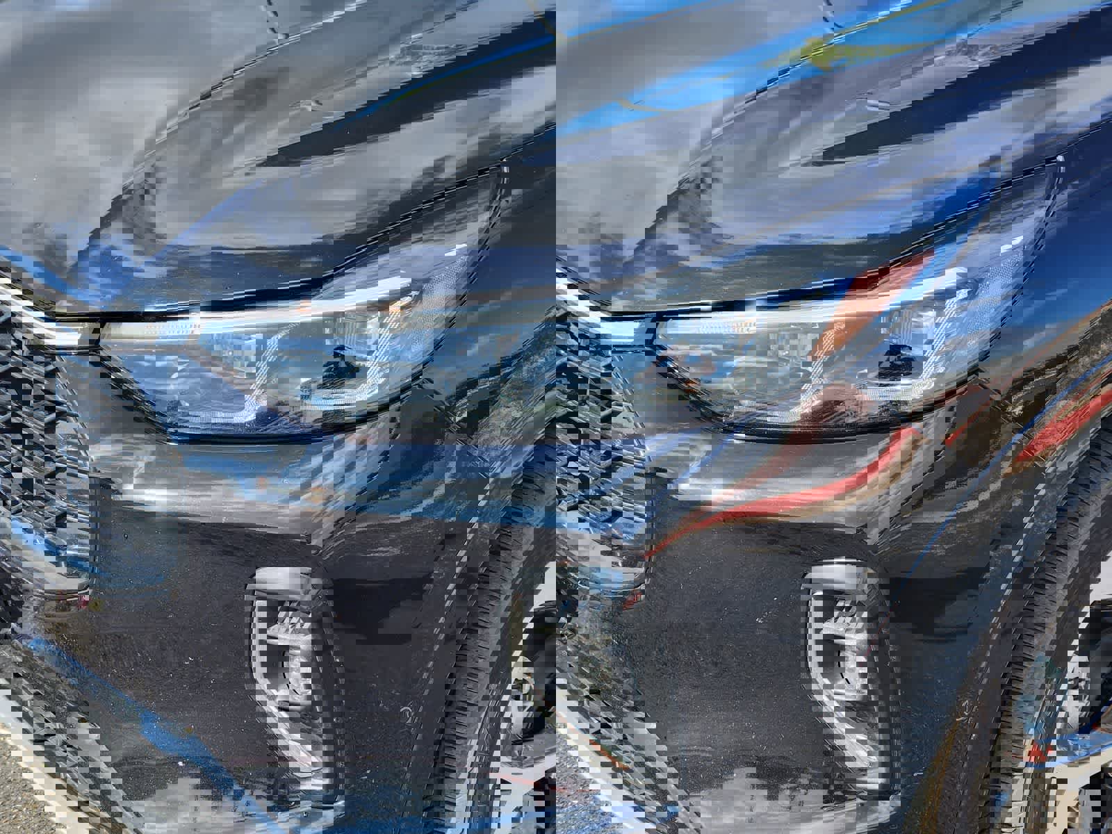 Used 2023 Ford Escape ST-Line Elite w/ Premium Technology Package image 7