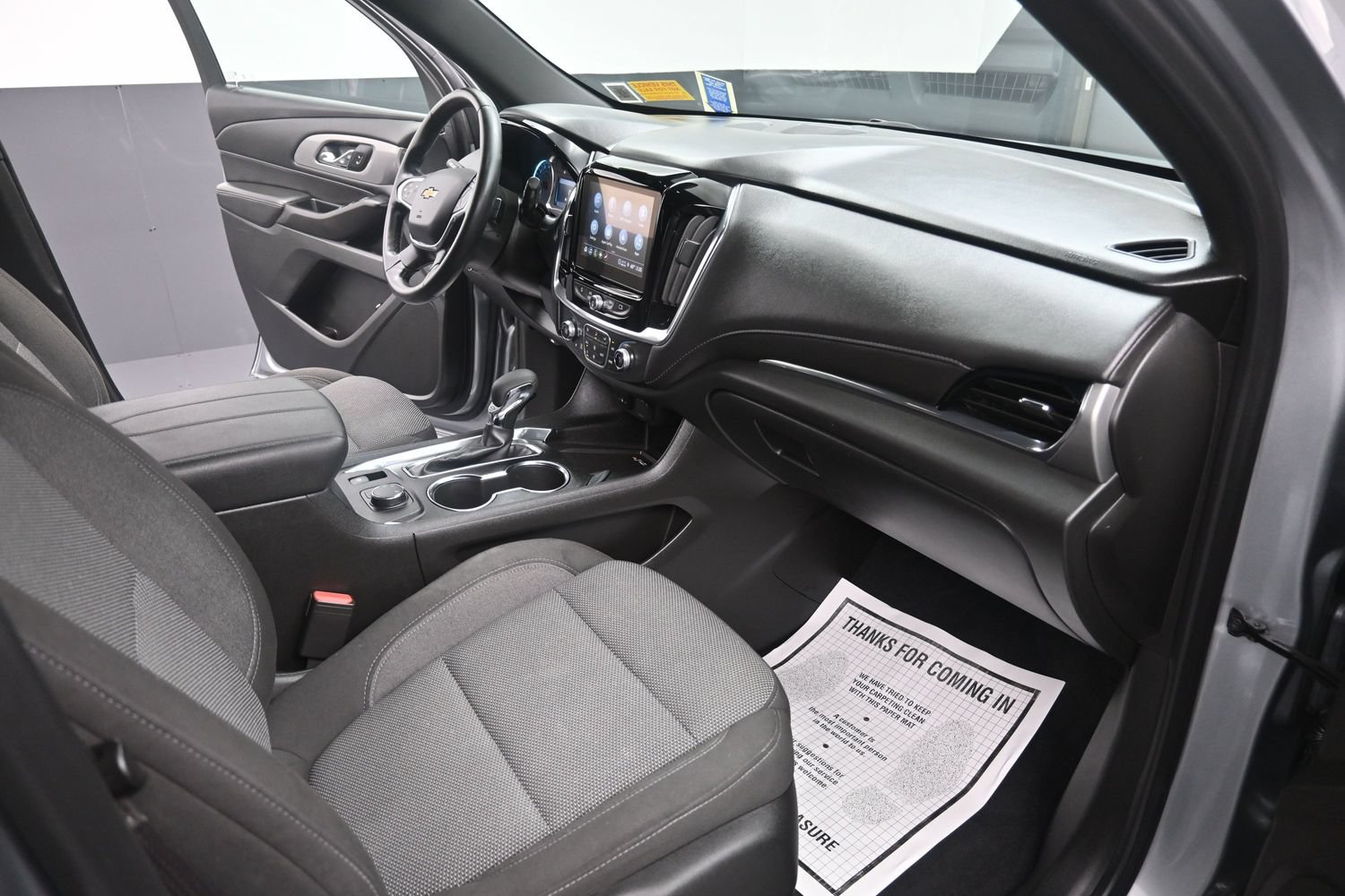 Used 2023 Chevrolet Traverse LT AWD/4WD image 42