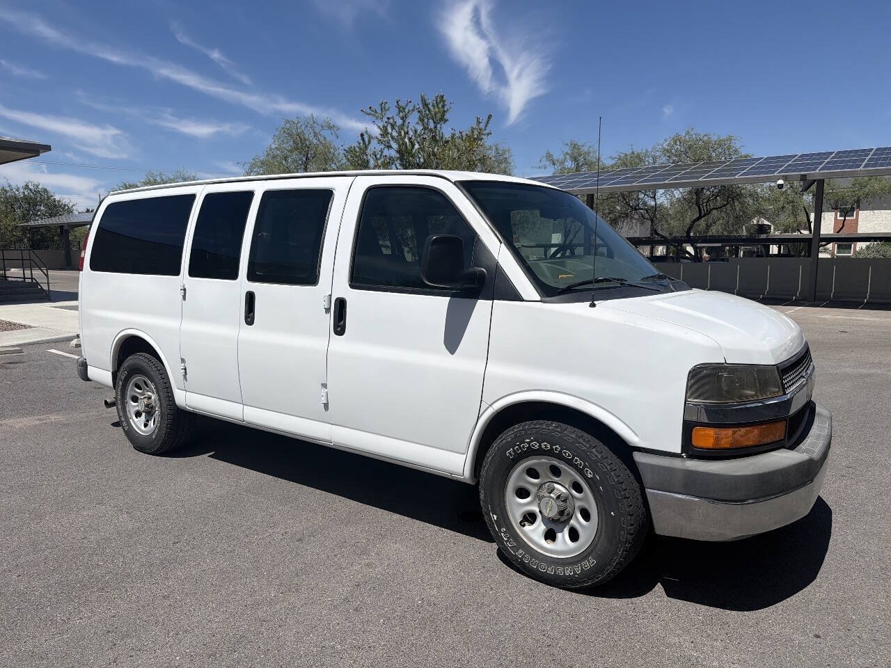 Used 2011 Chevrolet Express 1500 LT w/ LT Preferred Equipment Group RWD image 8