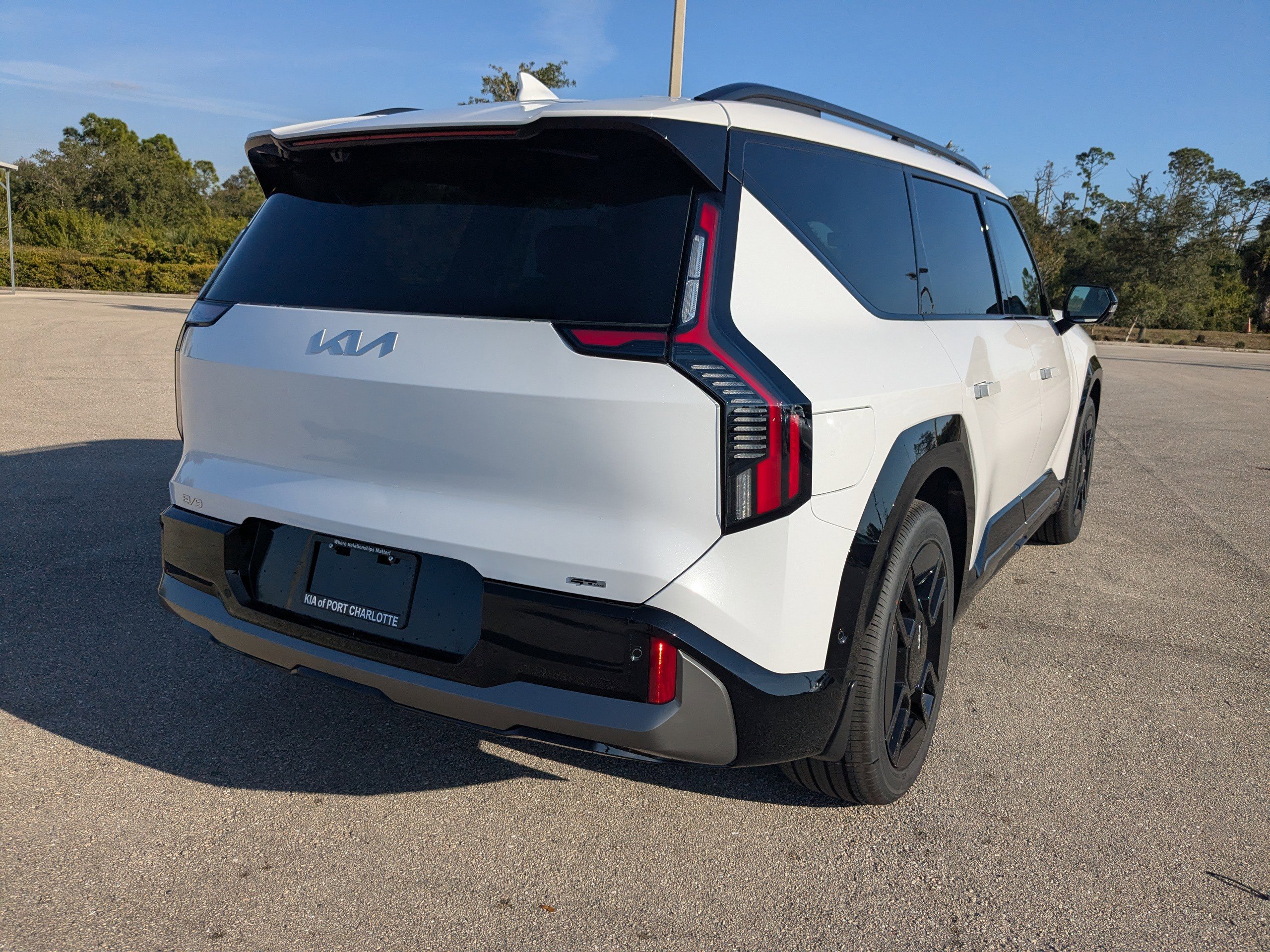 New 2026 Kia EV9 GT-Line image 5