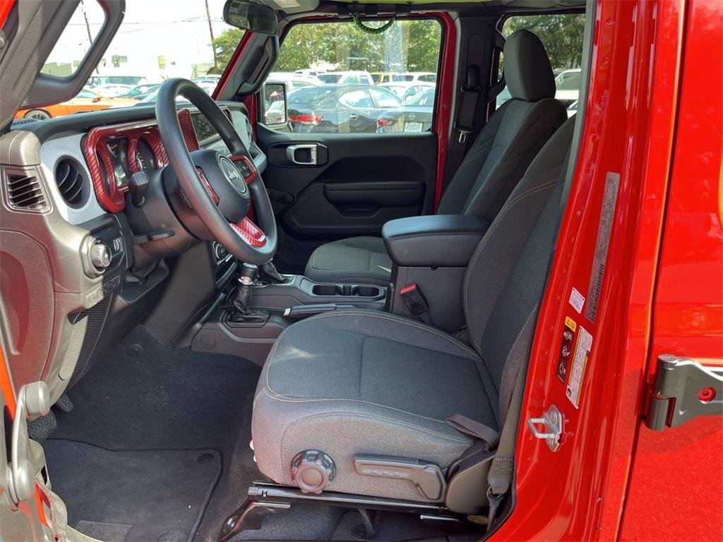 Used 2024 Jeep Wrangler Sport image 22