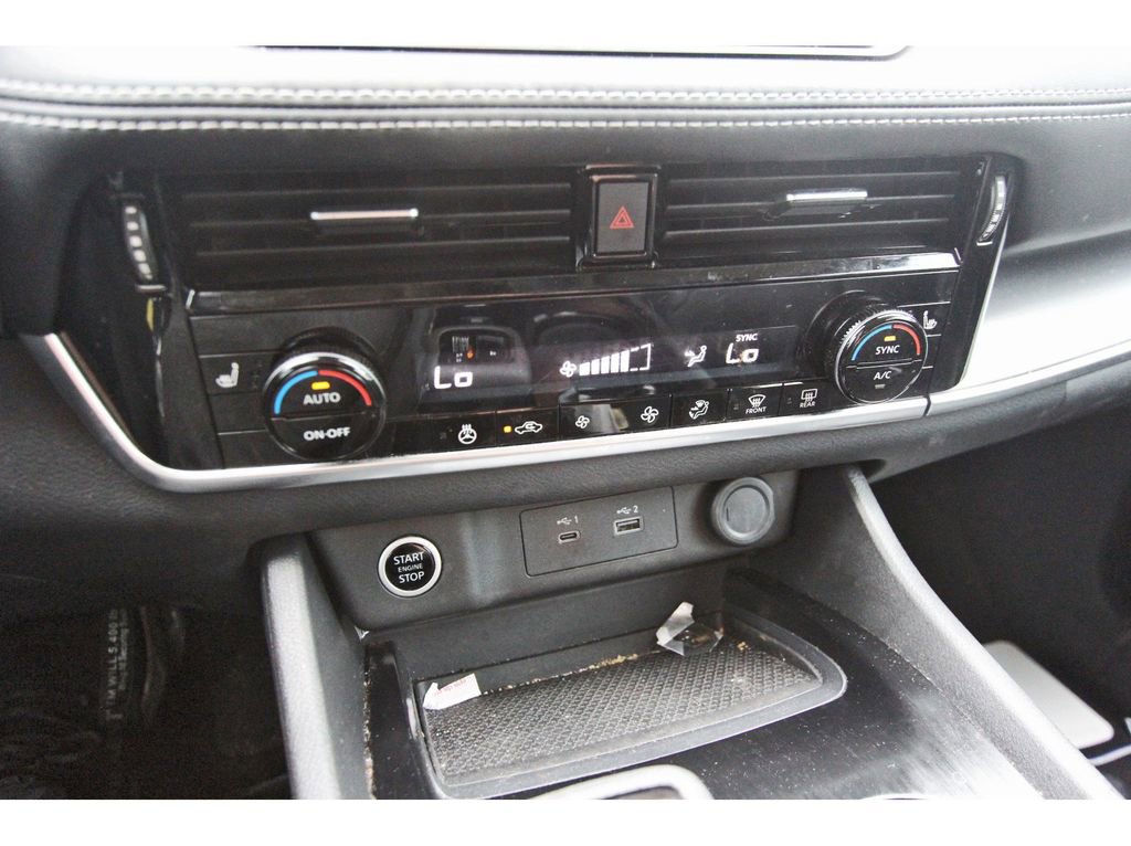 Used 2023 Nissan Rogue SV w/ SV Premium Package FWD image 20