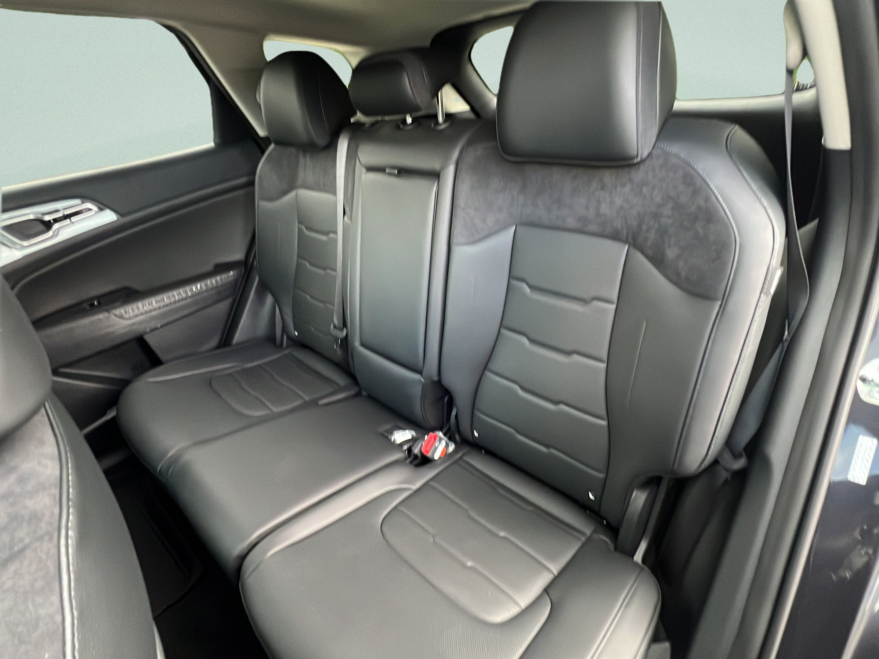 New 2026 Kia Sportage SX AWD/4WD image 10