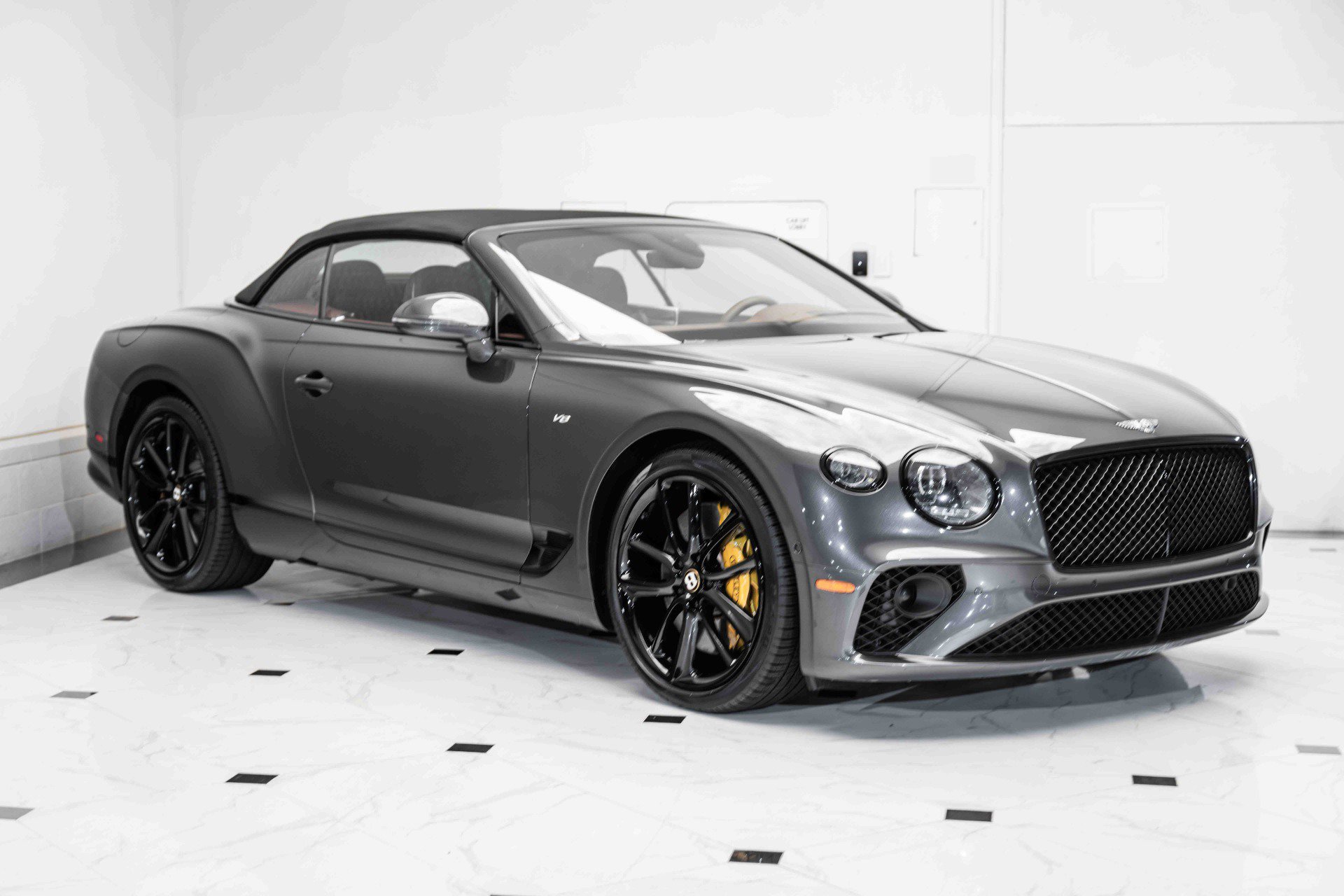 Used 2020 Bentley Continental GT image 38