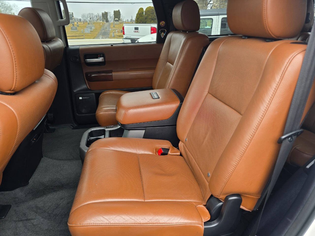Used 2013 Toyota Sequoia Platinum AWD/4WD image 21
