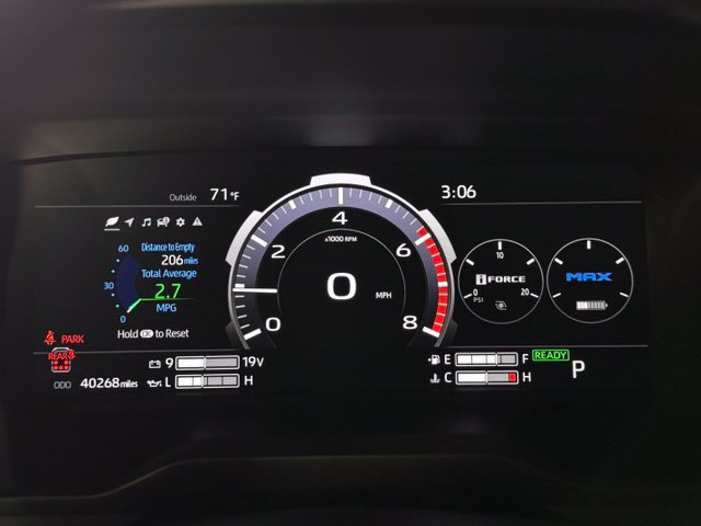 Used 2024 Toyota Sequoia Platinum AWD/4WD image 22