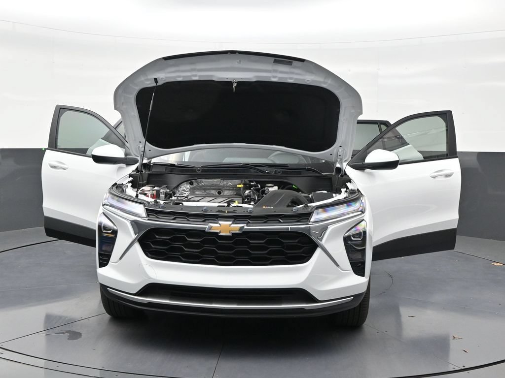 Used 2026 Chevrolet Trax LT FWD image 34