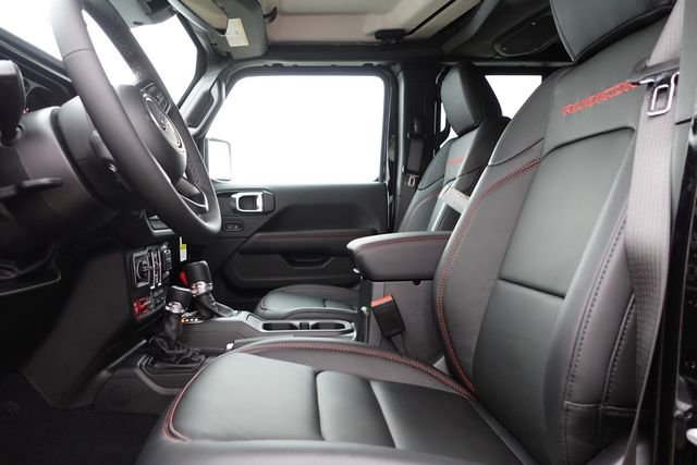 New 2026 Jeep Wrangler Unlimited Rubicon w/ Technology Group image 15