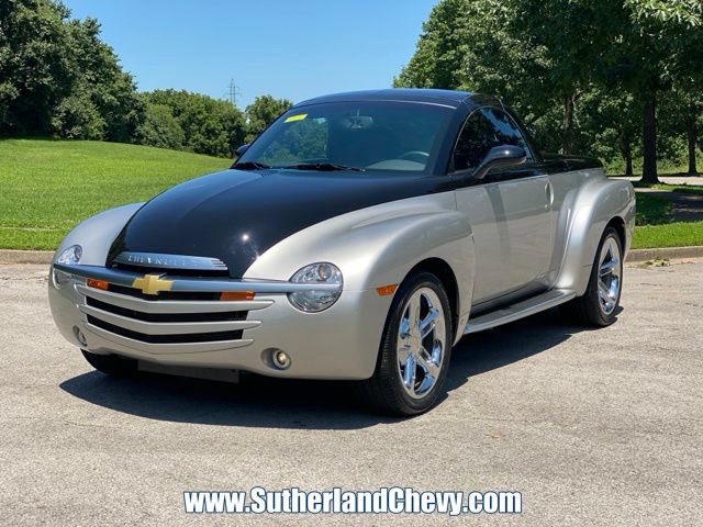 Used 2006 Chevrolet SSR w/ Preferred Equipment Group RWD image 11