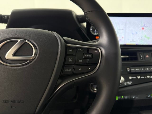Certified 2025 Lexus ES 300h w/ Premium Package FWD image 26