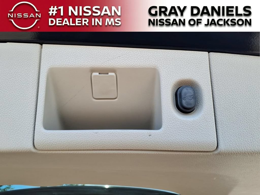 Used 2019 GMC Yukon Denali w/ Denali Ultimate Package RWD image 9