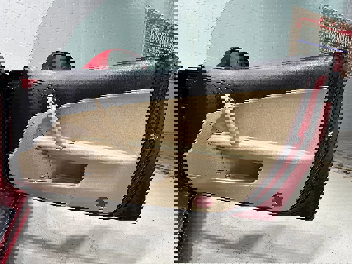 Used 2010 Chevrolet Corvette Grand Sport w/ Preferred Equipment Group image 12